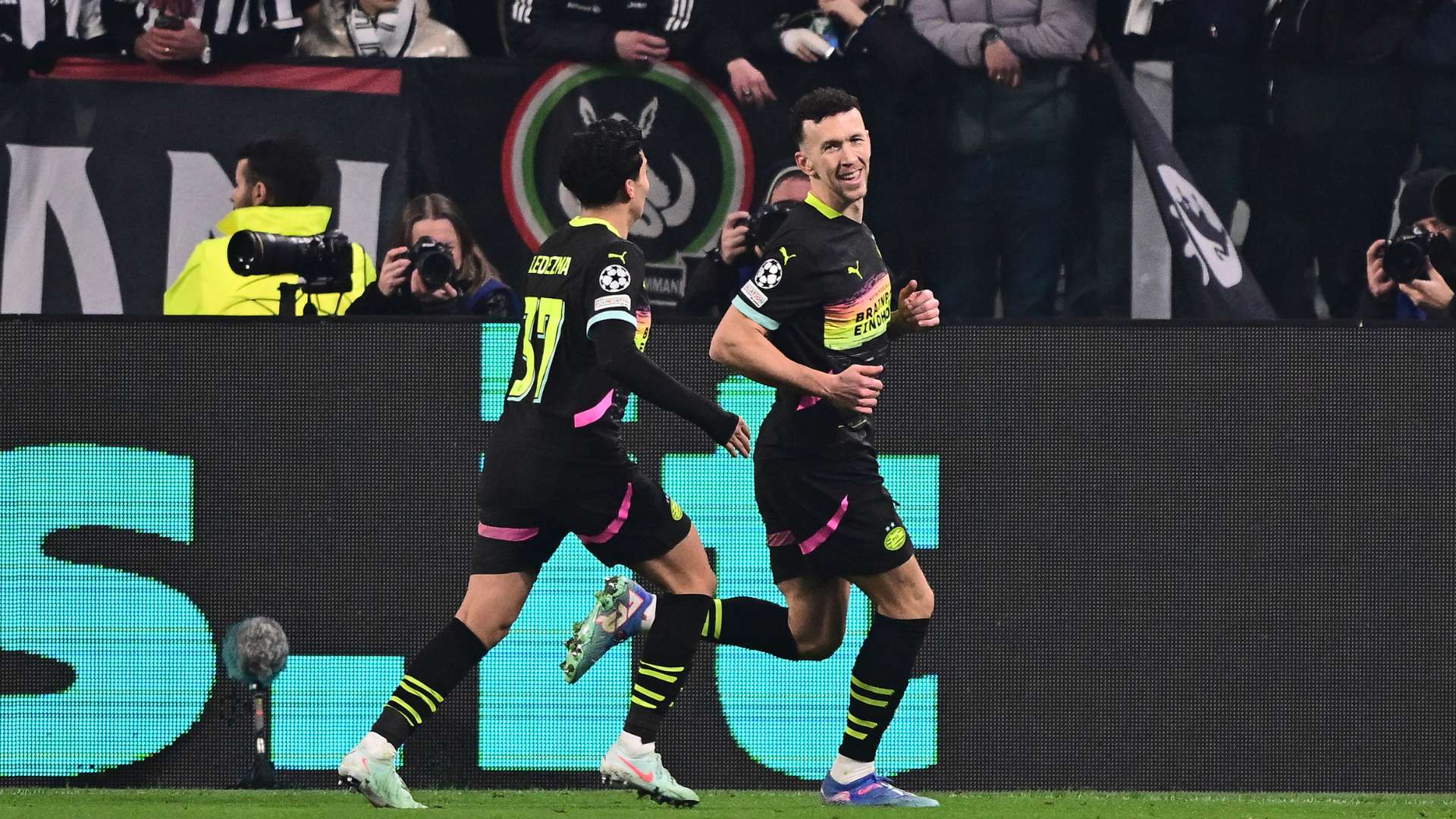 布伦特福德 布伦特福德